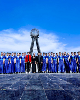 彼岸花開(kāi)--2016年民族地區(qū)藝術(shù)院校晉京演出 烏魯木齊職業(yè)大學(xué)藝術(shù)學(xué)院合唱《樂(lè)韻》