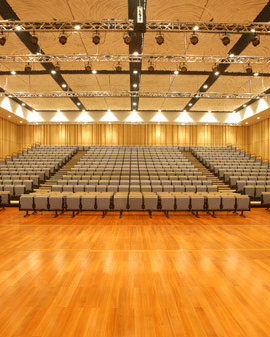 青年導(dǎo)演作品邀請(qǐng)展：邵澤輝導(dǎo)演作品—話(huà)劇《在變老之前遠(yuǎn)去》