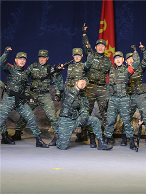武警部隊(duì)野戰(zhàn)文化小分隊(duì)爆笑軍旅喜劇《魔鬼周》